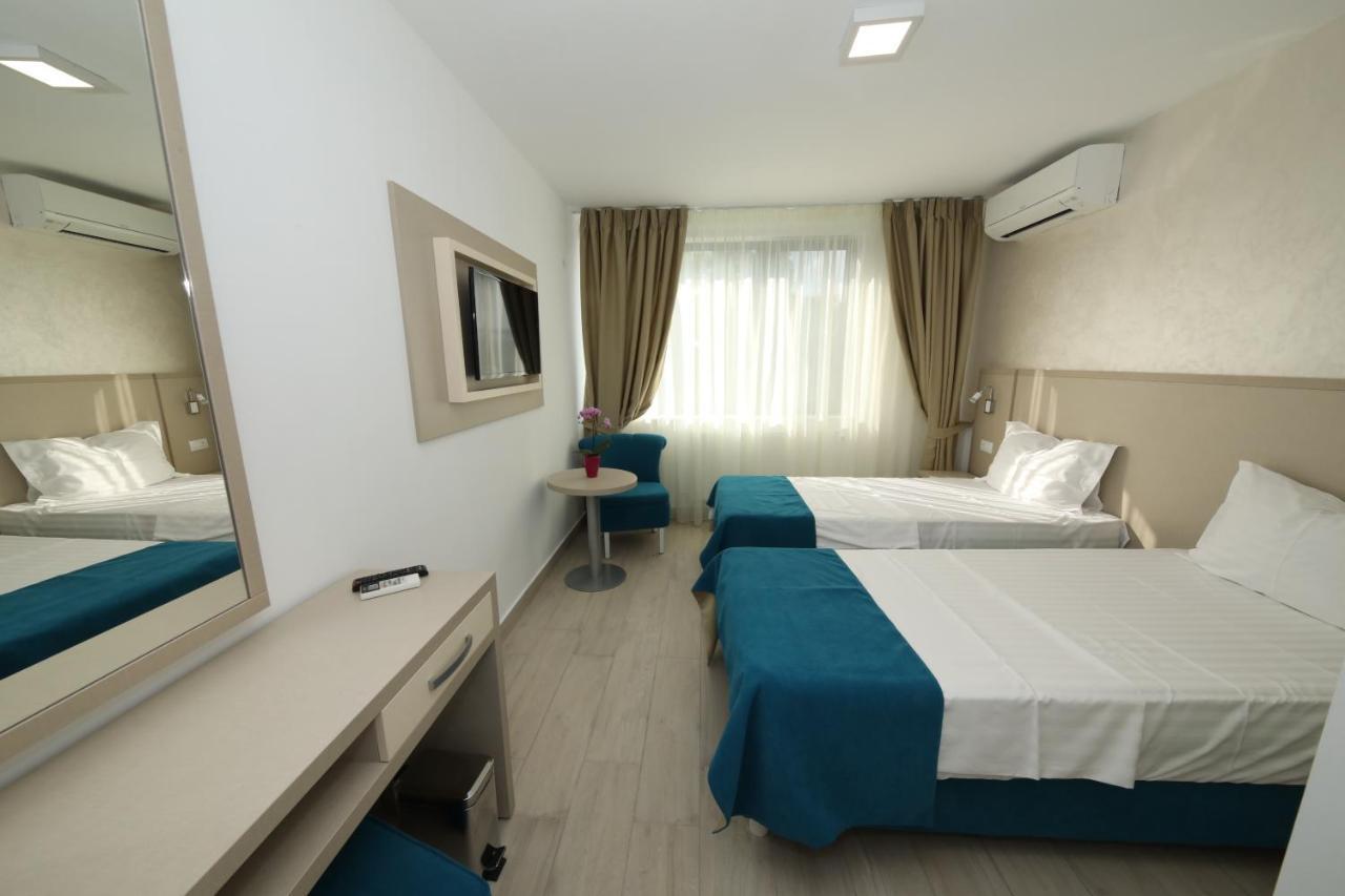 Hotel Delfin ママイア エクステリア 写真